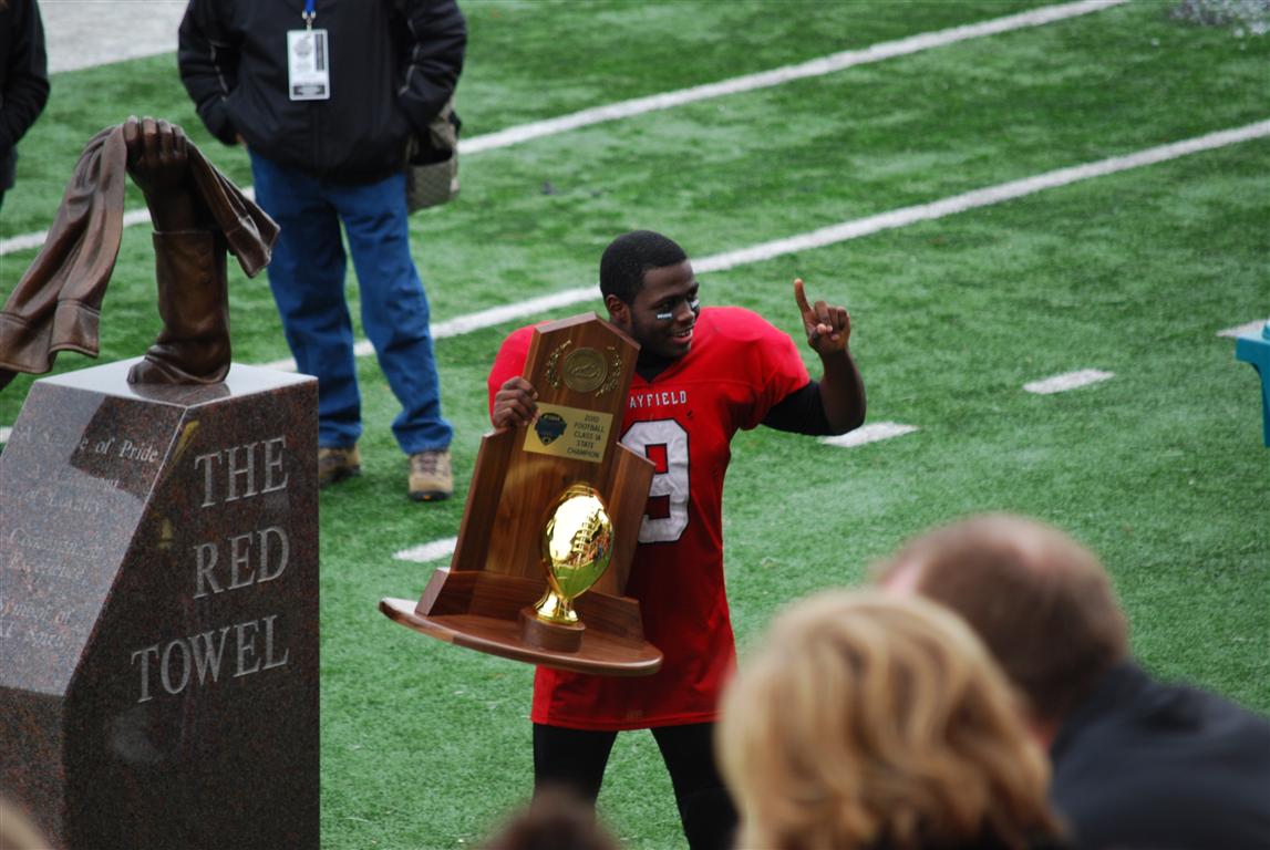 Mayfield vs. Hazard (KHSAA 1A State Championship) 12-3-2010